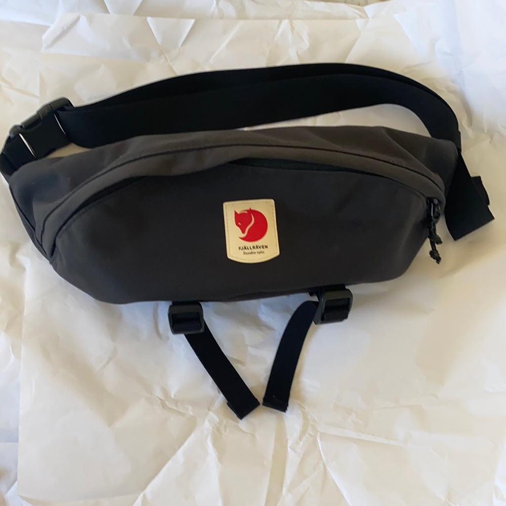 Ulvo Belt Bag - A
FJÄLLRÄVEN